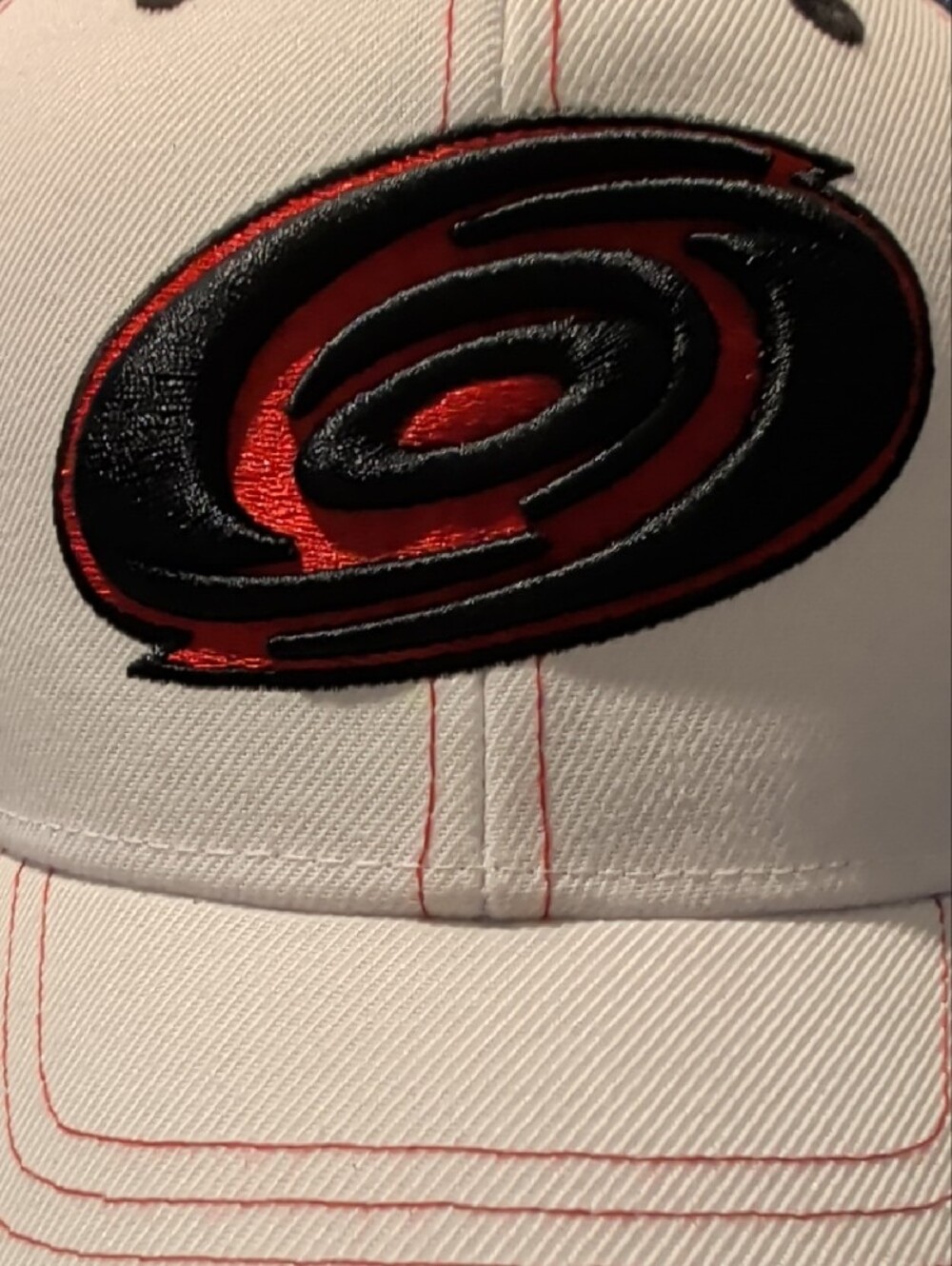 NWOTs Zephyr Carolina Hurricanes White and Black Baseball Cap with Red Logo - Picture 2 of 7